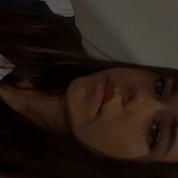 Meet your Posher, Ruby - Picture 3 of 3